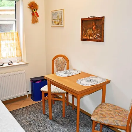 Deb 025 Selliner Mit Terrasse Homestay